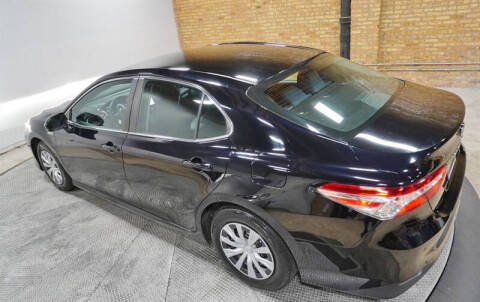 2018 Toyota Camry Hybrid LE