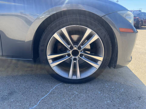 2012 BMW 3 Series 328i