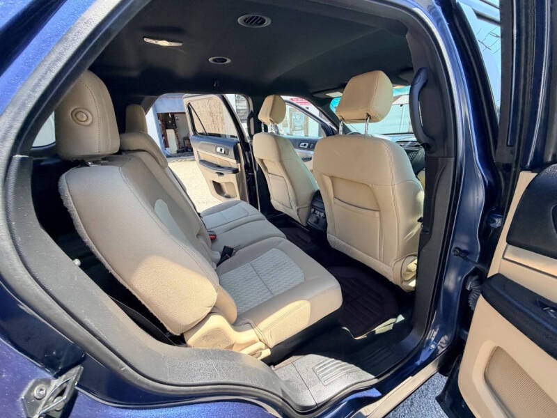 2016 Ford Explorer