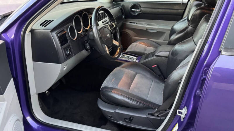 2007 Dodge Charger SRT-8