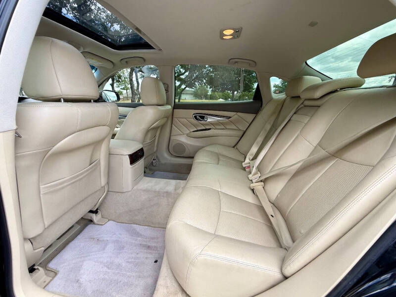 2015 Infiniti Q70L 3.7