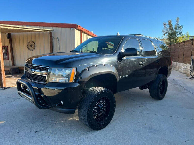 2009 Chevrolet Tahoe for sale at MMOTORS in Dallas TX