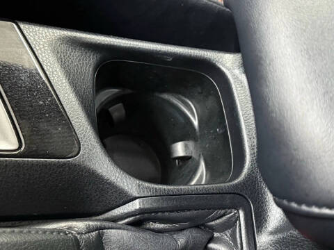 2017 Toyota RAV4 Hybrid SE