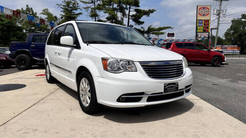 2014 Chrysler Town and Country Touring
