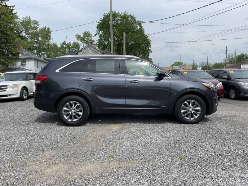 2017 Kia Sorento LX