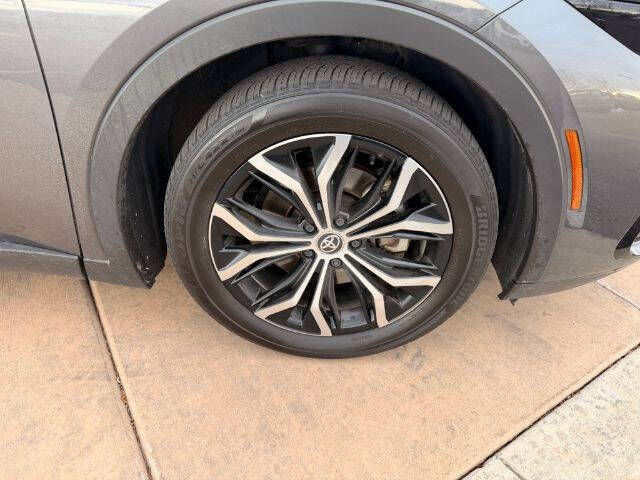 2024 Toyota Crown XLE