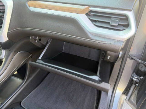 2022 GMC Acadia SLE
