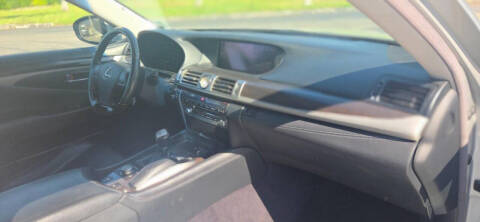 2014 Lexus LS 460