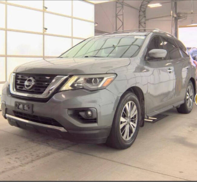 2017 Nissan Pathfinder SL