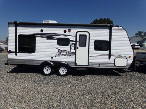2016 Jayco JAYFLIGHT   212 QBW for sale at Family Truck and Auto in Oakdale CA