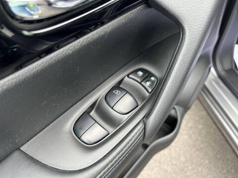 2022 Nissan Rogue Sport SL