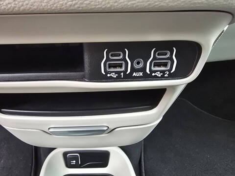 2024 Chrysler Pacifica Plug-In Hybrid