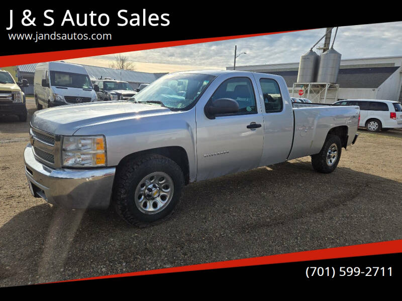 2013 Chevrolet Silverado 1500 for sale at J & S Auto Sales in Thompson ND