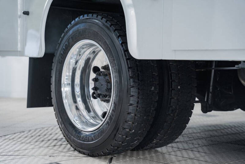 2024 Chevrolet Silverado 5500HD