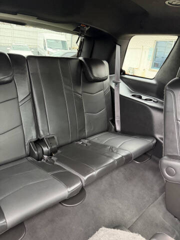 2017 Cadillac Escalade Platinum