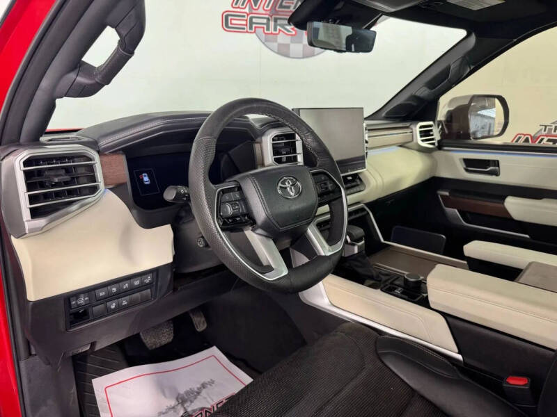 2023 Toyota Sequoia Capstone