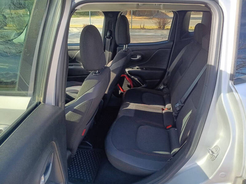 2017 Jeep Renegade Trailhawk