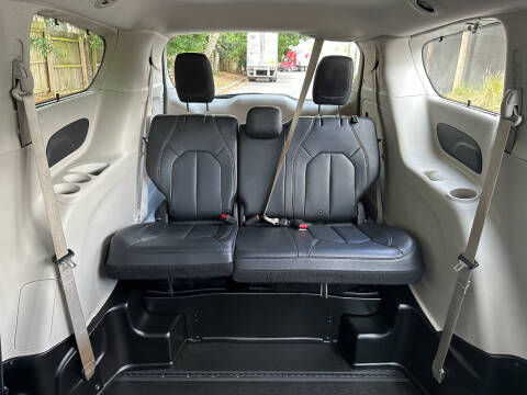 2020 Chrysler Pacifica Launch Edition