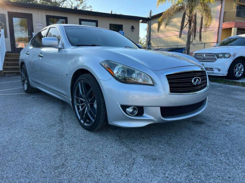 2014 Infiniti Q70 3.7