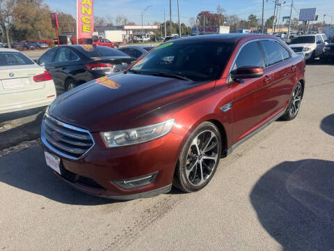 2015 Ford Taurus SEL