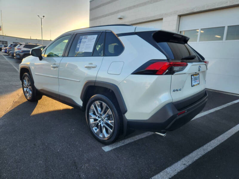 2021 Toyota RAV4 XLE Premium