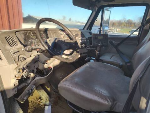 2005 Sterling 7500 Diesel