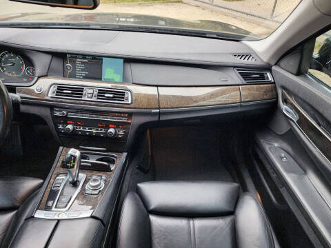2012 BMW 7 Series 750Li