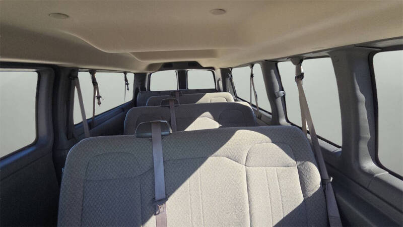 2023 Chevrolet Express LS 3500