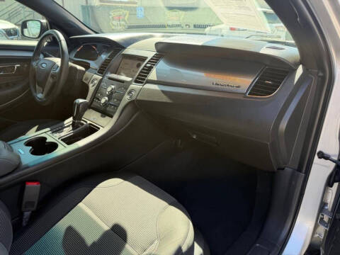 2019 Ford Taurus SEL