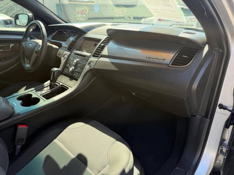 2019 Ford Taurus SEL