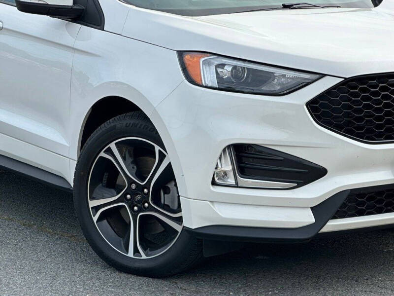 2023 Ford Edge ST