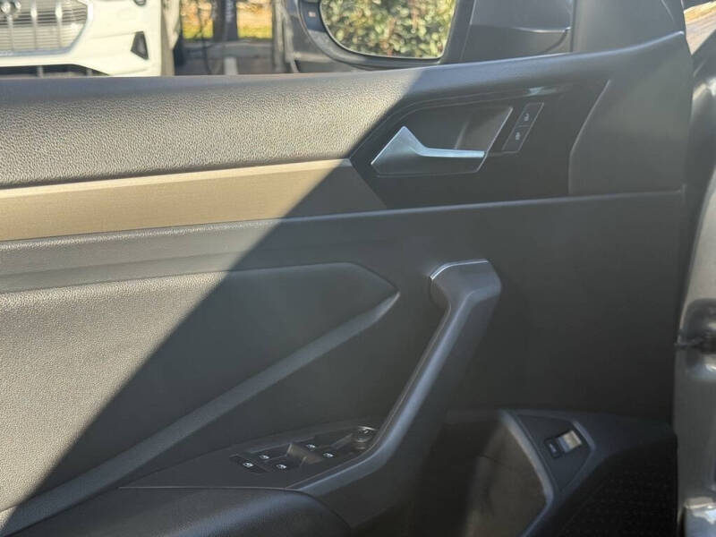 2020 Volkswagen Jetta SEL Premium