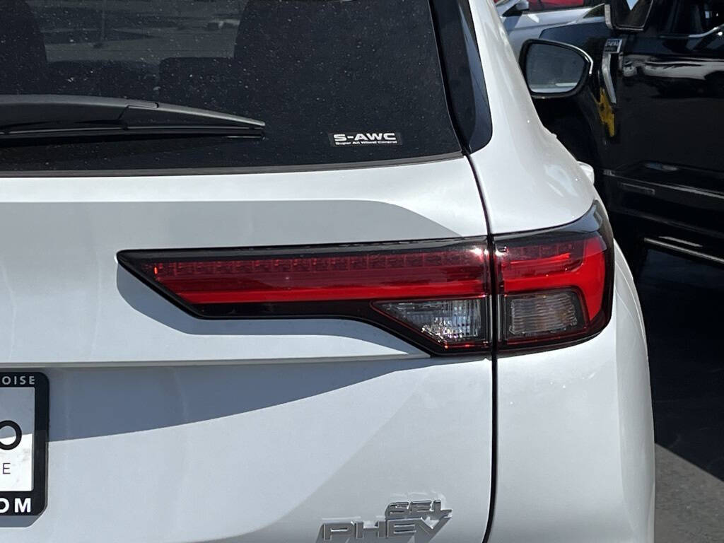 2024 Mitsubishi Outlander PHEV for sale at Axio Auto Boise in Boise, ID