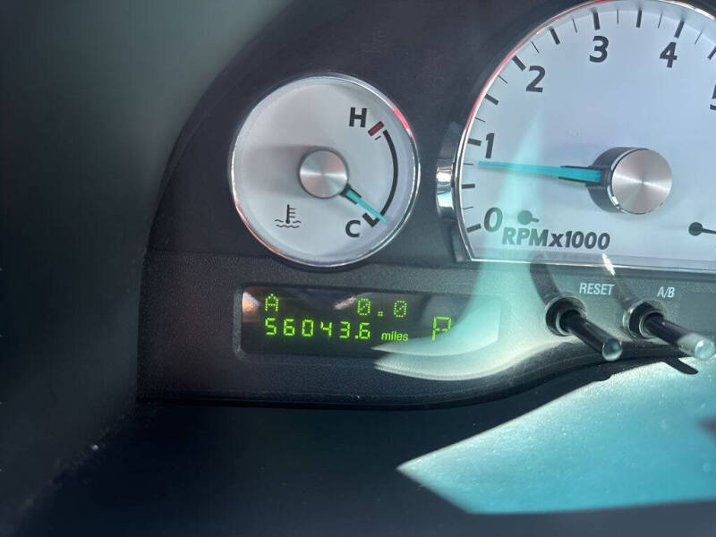 2003 Ford Thunderbird
