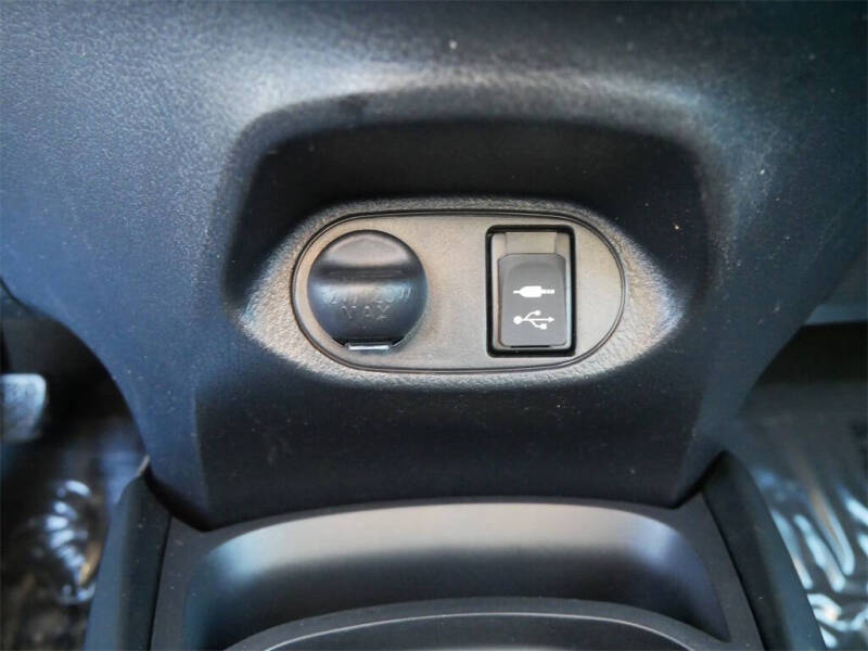 2018 Toyota Yaris 3-Door LE