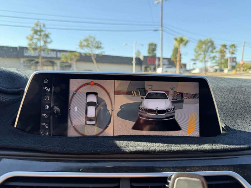 2017 BMW 7 Series 740i