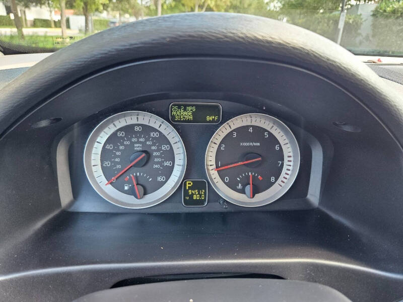2013 Volvo C70 T5