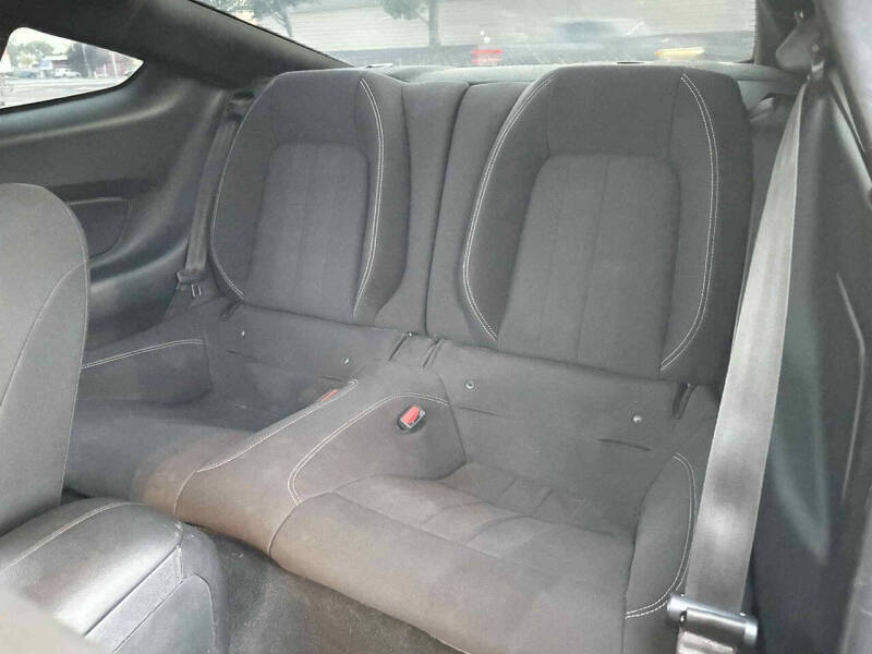 2021 Ford Mustang EcoBoost