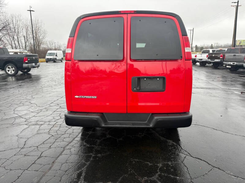 2020 Chevrolet Express LS 3500