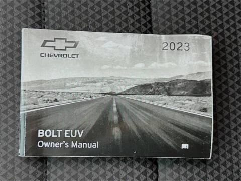 2023 Chevrolet Bolt EUV LT
