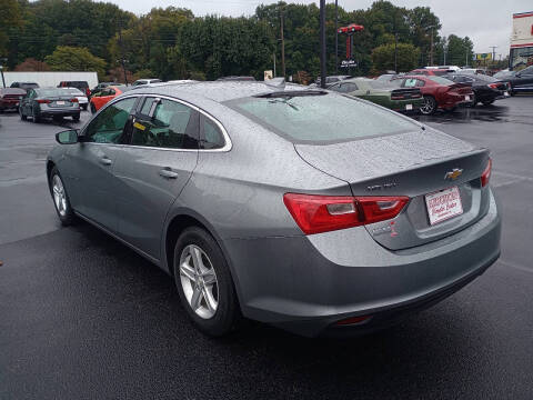 2024 Chevrolet Malibu LT