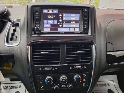 2017 Dodge Grand Caravan SE Plus