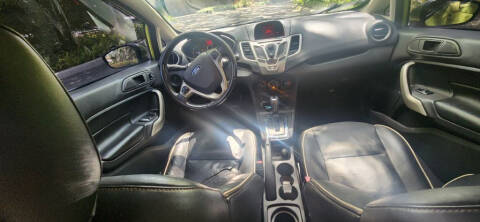 2011 Ford Fiesta SES