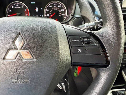 2022 Mitsubishi Eclipse Cross ES