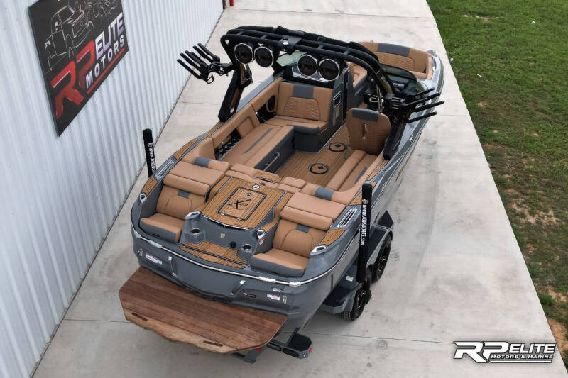 2025 MasterCraft X22