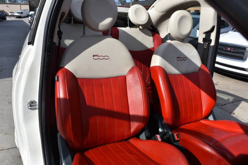 2015 FIAT 500c Lounge