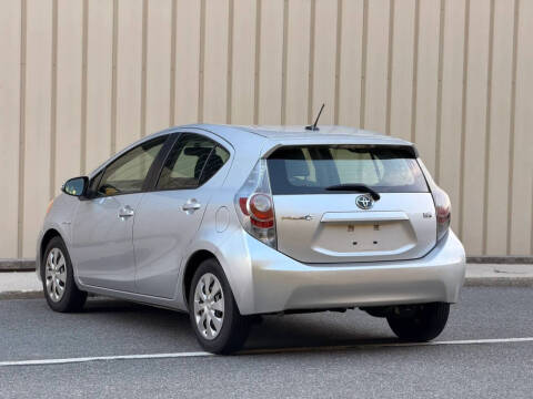 2013 Toyota Prius c