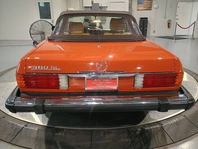 1982 Mercedes-Benz 380-Class 32
