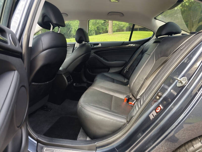 2014 Kia Cadenza Premium