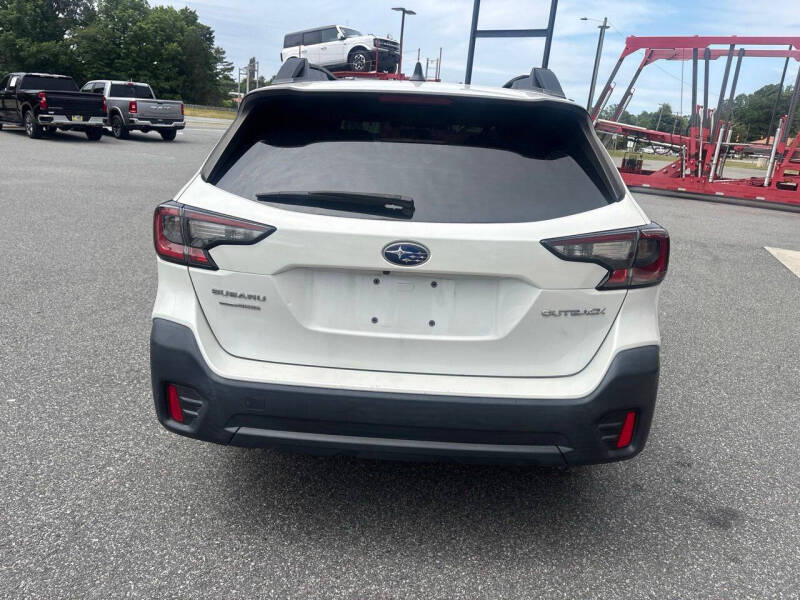 2022 Subaru Outback Premium